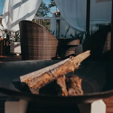 Alojamento de Acomodação e Pequeno-almoço Joy House 4*