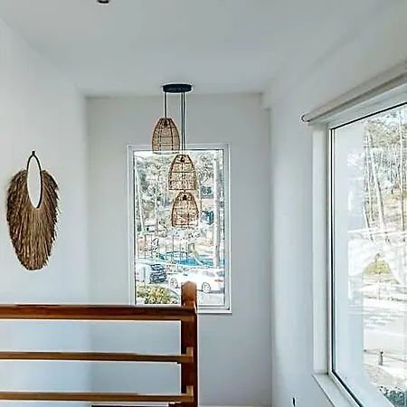 Nocleg ze śniadaniem Joy House 4*