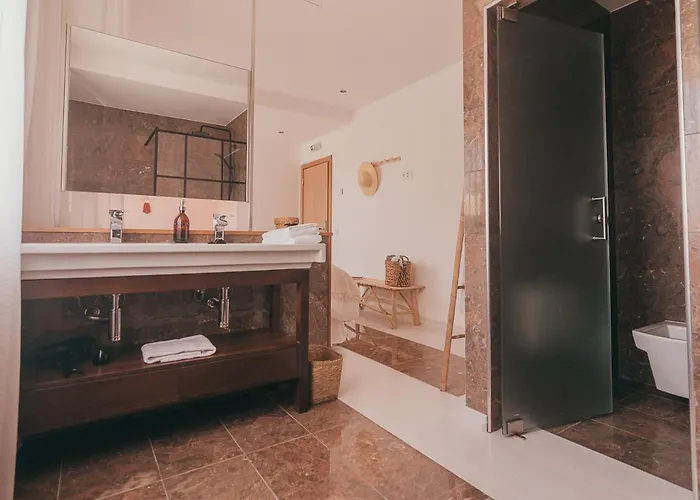 Bed & Breakfast Joy House 4*